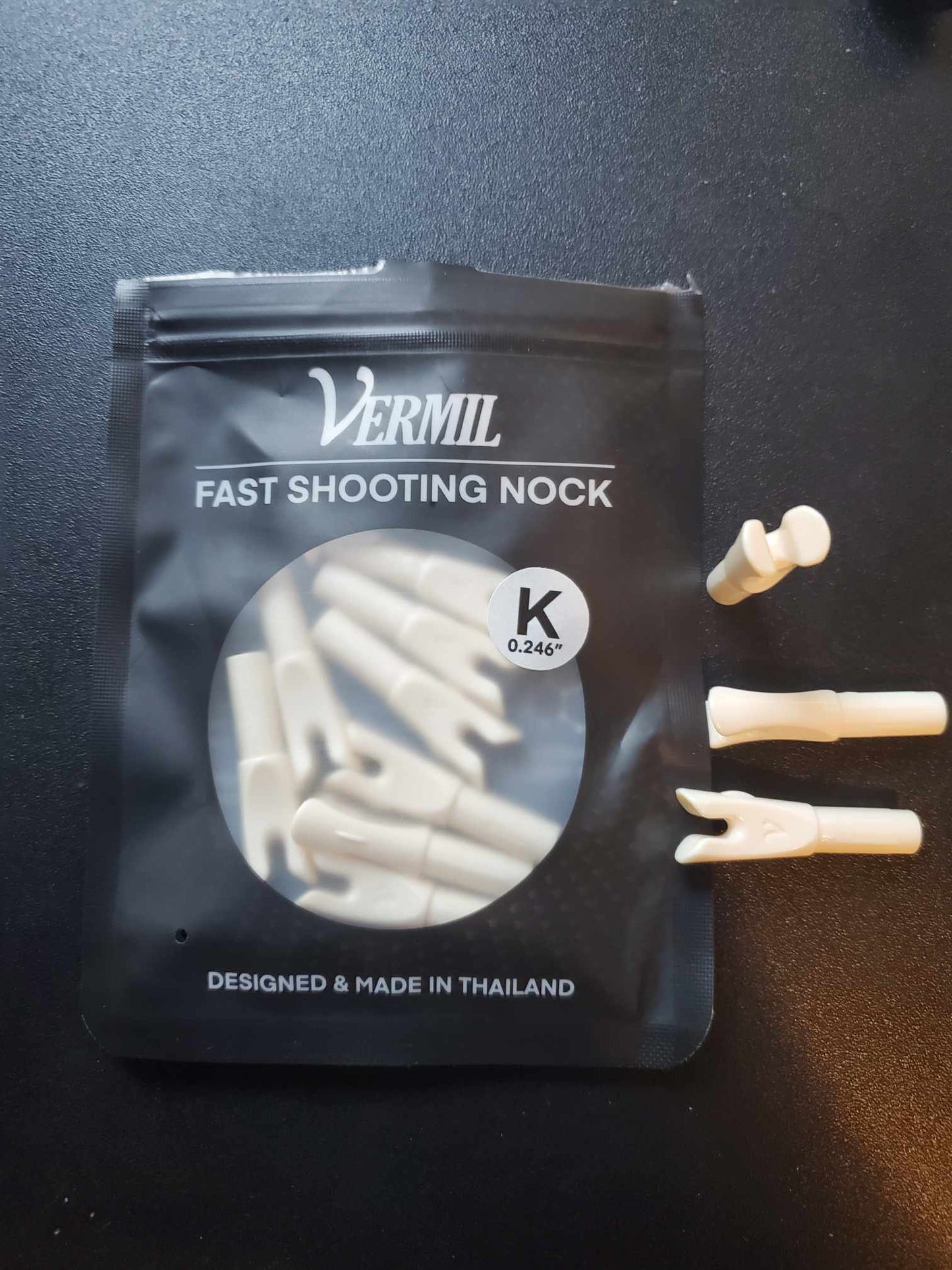 One Dozen Vermil 'K' Nocks
