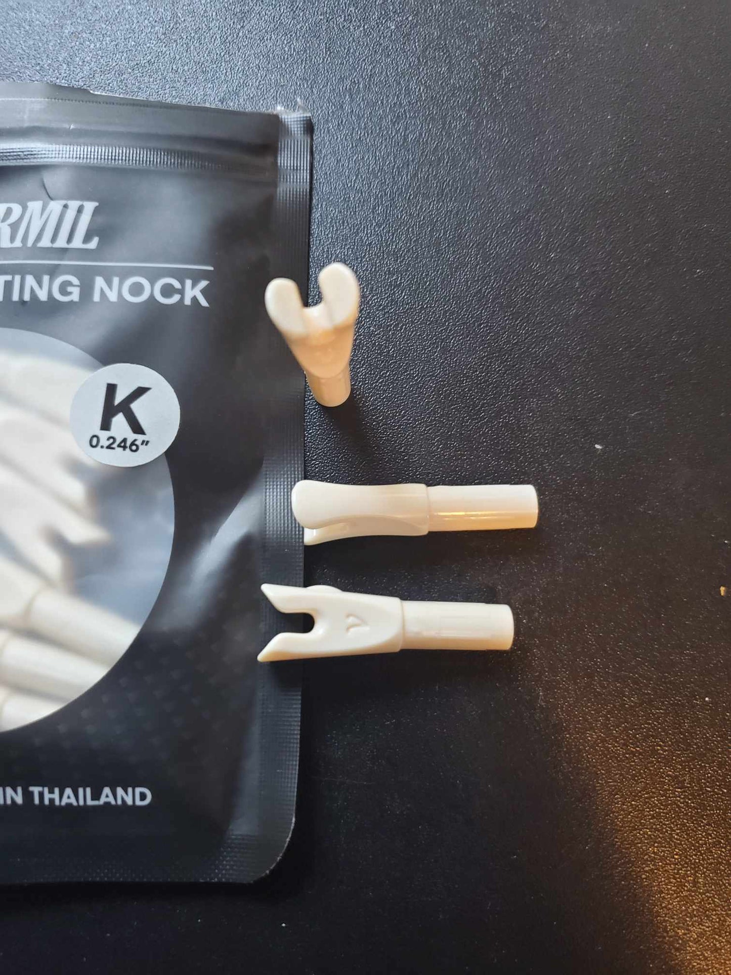 One Dozen Vermil 'K' Nocks