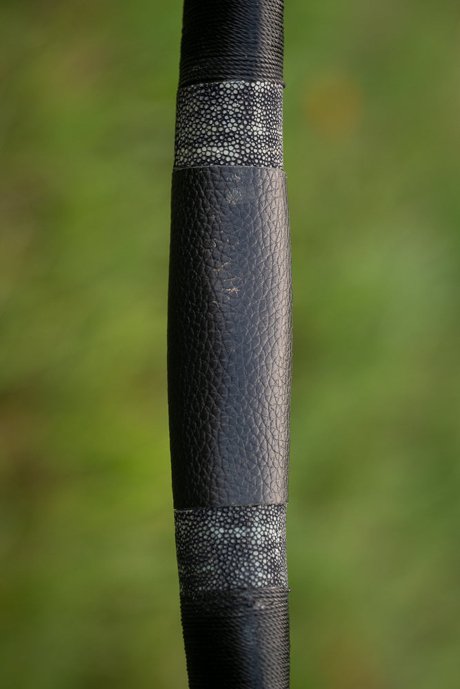 Alibow Yarha II Fiberglass bow. 35 Inch draw. 33# @28"